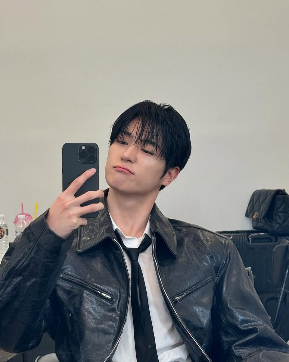 Marshell. (@aneedochee) on Twitter photo 