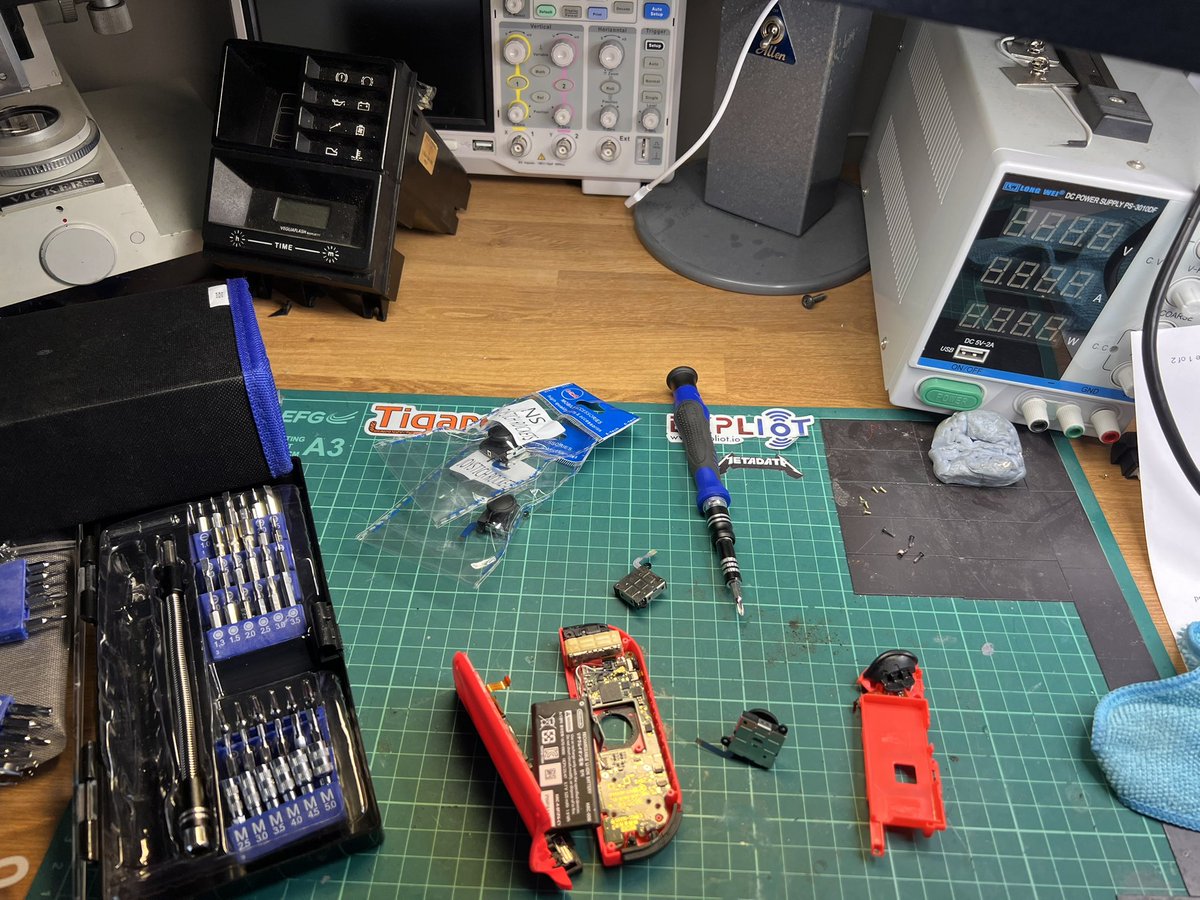 Daniel Cuthbert tweet media