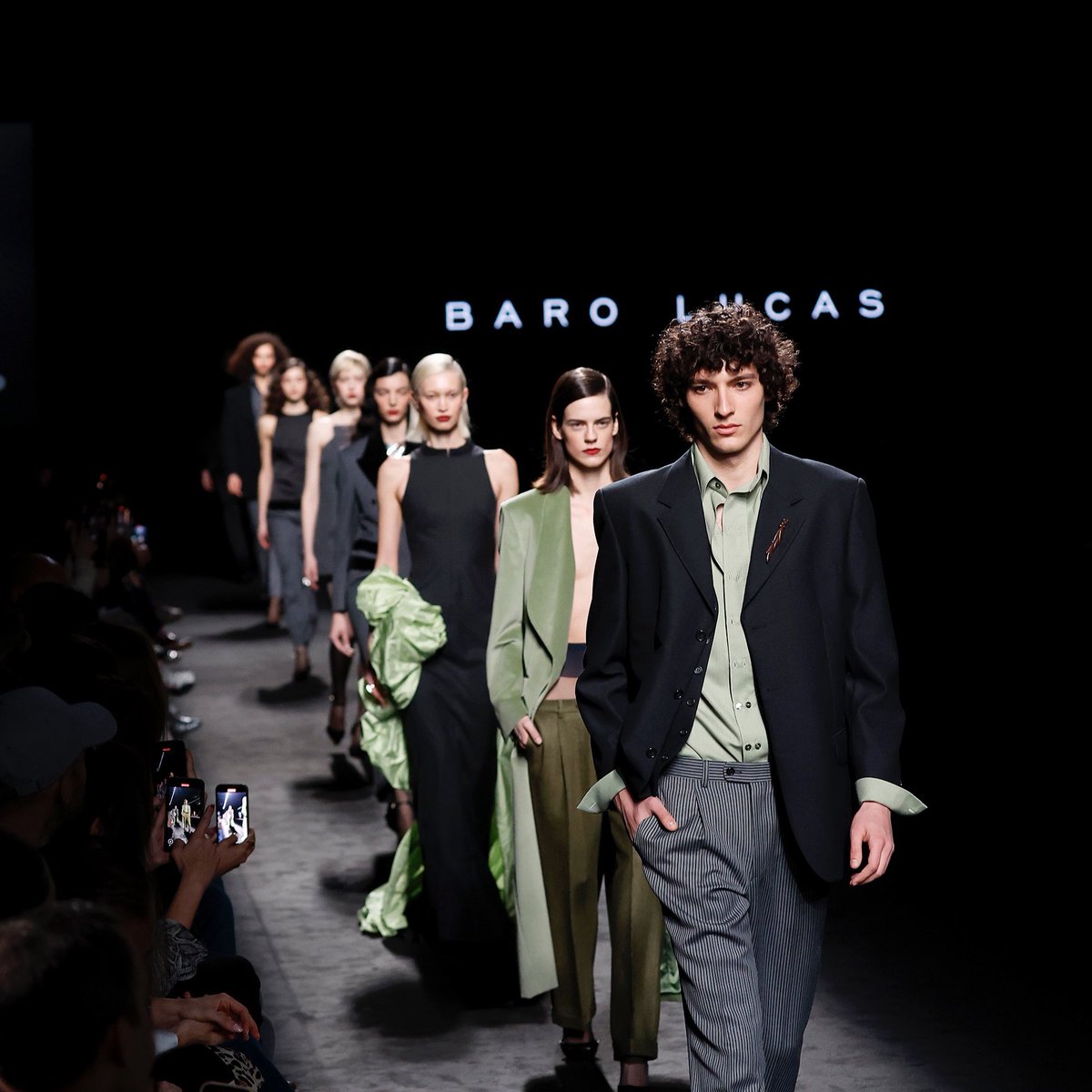 Baro Lucas pays tribute to the land and its roots with his collection ‘Aeterna’ on the #MBFWM catwalk, in which he parades for the first time.