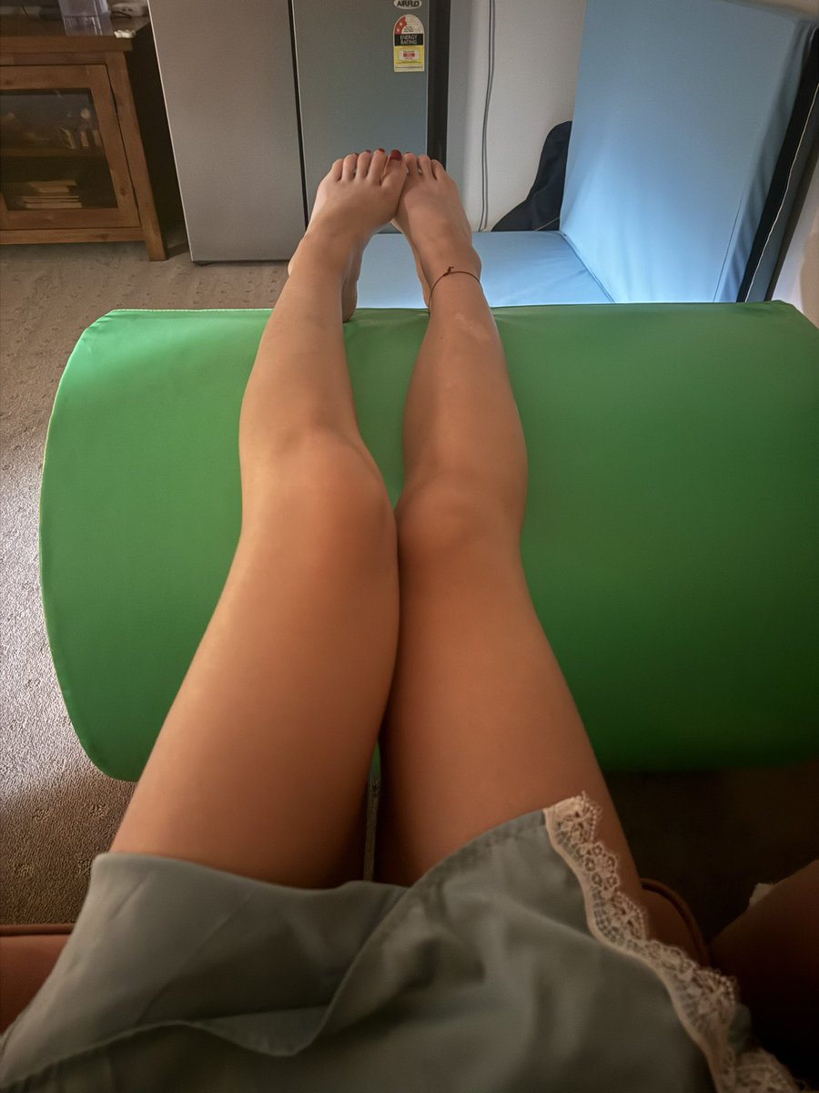 这个光照出来我腿真黄 算了随便吧 #Adelaide