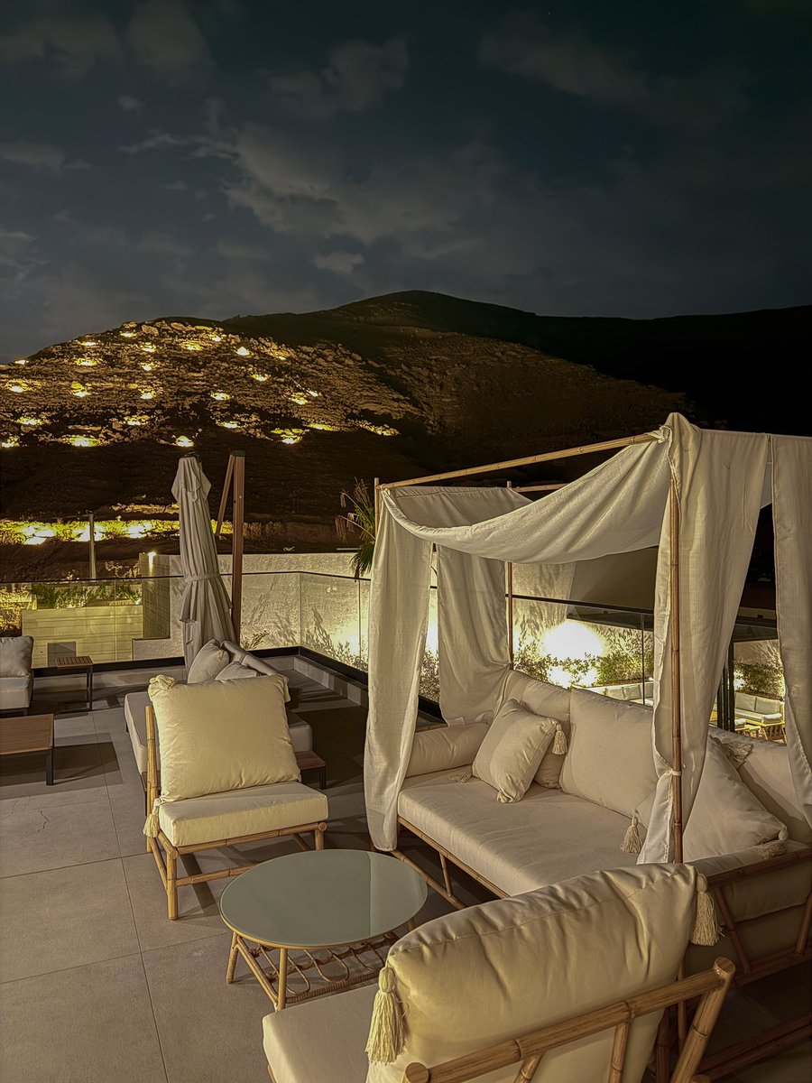 Golden_Places's tweet photo. Rosie Resort 
من افخم المنتجعات الموجودة بالعمارية ⛰️🤩
📍| الرياض https://t.co/JcutStkRGs
