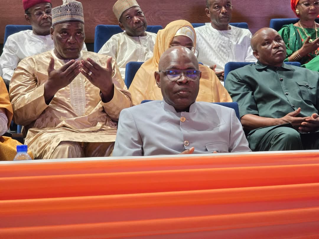 aboubacarybarma's tweet image. #Niger #Transition  #AssisesNationales. Propositions :
- Consécration de l’#Islam comme #réligion majoritaire avec la #libertédecroyance accordée aux autres #réligions, 
- #Dissolution des #partispolitiques et adoption d’une nouvelle #charte et nouveau #codeelectoral

#CNSP