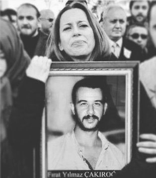 Bugün Fırat, Haziran’da Aybüke’ydi, Ağustos’ta Eren. 

Ne acı ki tarih yapraklarını artık gencecik canlarımızla hatırlıyoruz.

Ruhun şad, mekânın cennet olsun.