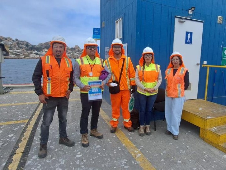 Ultraport_Chile's tweet image. 📢🌞 En #UltraportCoquimbo promovemos el autocuidado. Nuestro comité paritario y equipo HSE, con el apoyo de IST, llevó a cabo una campaña de filtro UV para todas las áreas.

¡Cuidarnos es parte de nuestra cultura! 💪

#Seguridad #Prevención #SaludOcupacional