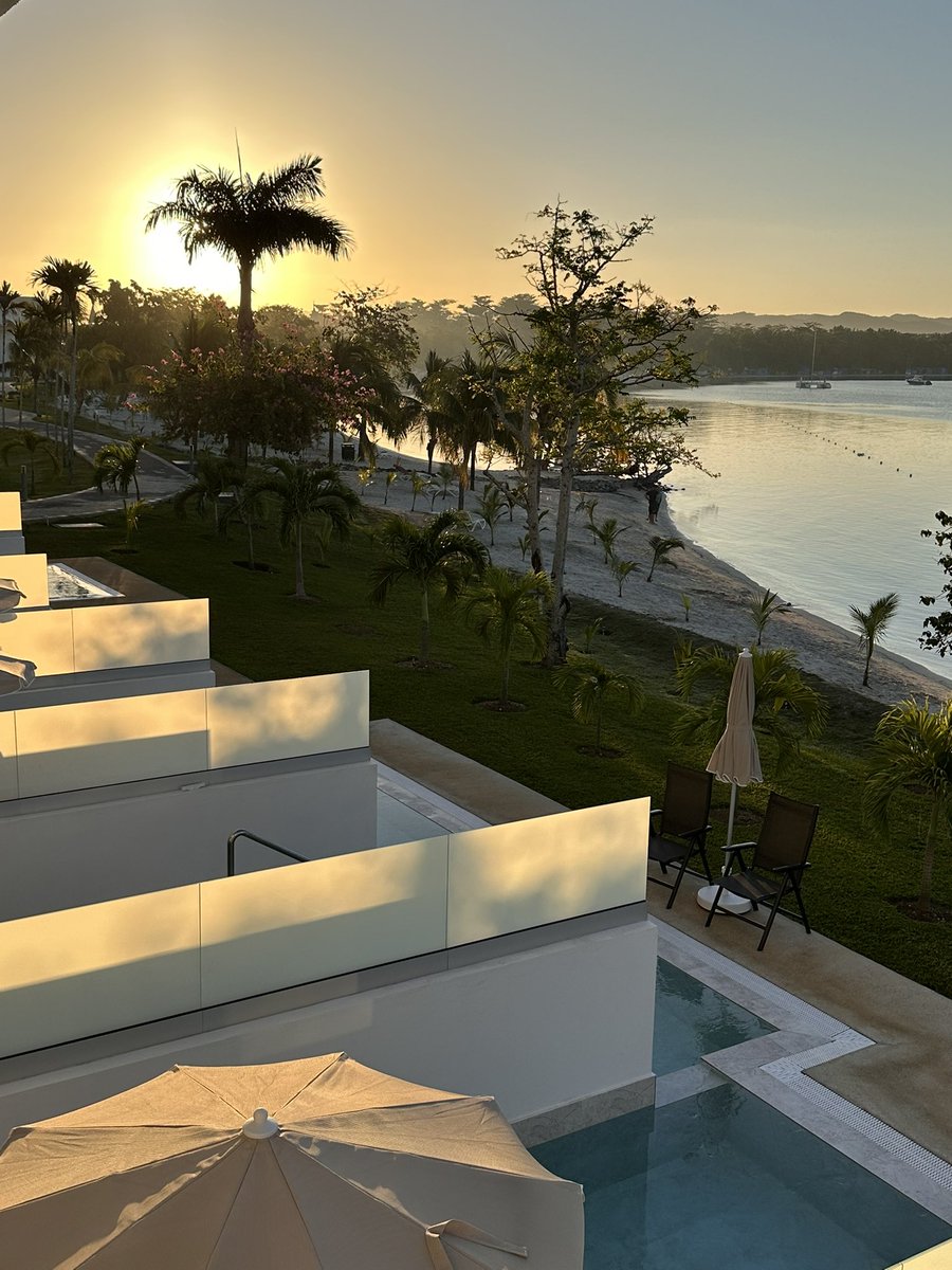 Feels like I got this place to myself.