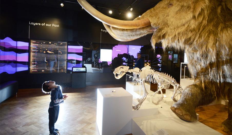 Tourism for All UK (@tourismforalluk) on Twitter photo Visit Plymouth’s award-winning museum, gallery and archive <a href="/theboxplymouth/">The Box, Plymouth</a> ✨A place where everyone is welcome, and where there's always something new to discover 🔗 bit.ly/4cHdxWA Visit Plymouth’s award-winning museum, gallery and archive <a href="/theboxplymouth/">The Box, Plymouth</a> ✨A place where everyone is welcome, and where there's always something new to discover 🔗 bit.ly/4cHdxWA