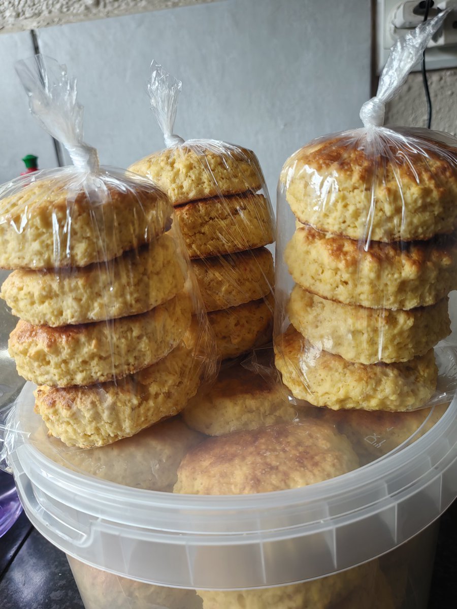 zandithebaker's tweet photo. Good day 😊 please support my hustle I'm based in Windmill park estate boksburg. Thank you. https://t.co/oSeXWEmQkX