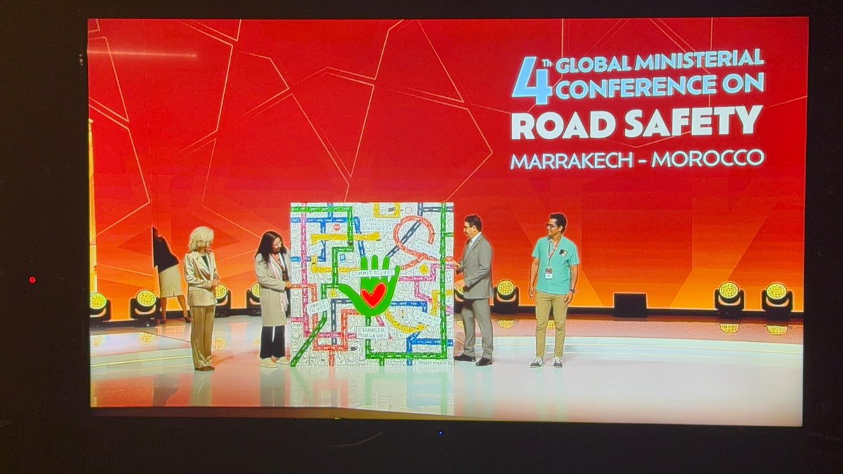 RoadSafetyNGOs's tweet image. "NGOs see the realities people face &amp;amp; commitments needed to #CommitToLife: 30km/h, low speeds, pedestrian facilities. NGOs can bring these realities &amp;amp; solutions to decision-making processes. We gift Yesterman's art to the Government of Morocco as the hope this will be the case."