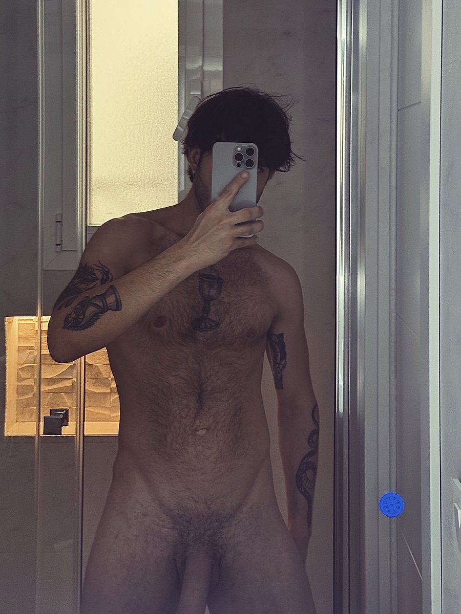Adrián Jochu 😇 tweet media