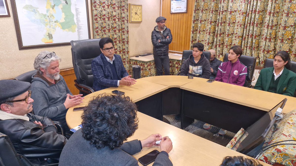 Honored to join a vital discussion led by Dr. Owais, Commissioner of J&amp;K Municipal Corporation, alongside athletes and influencers, on preserving Srinagar’s beauty and promoting environmental sustainability. Grateful to contribute and inspired by Dr. Owais’s commendable efforts