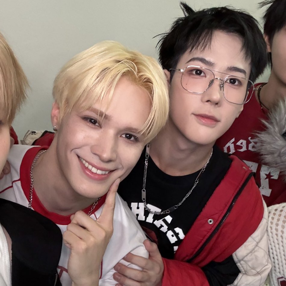 jaywoo archive tweet media