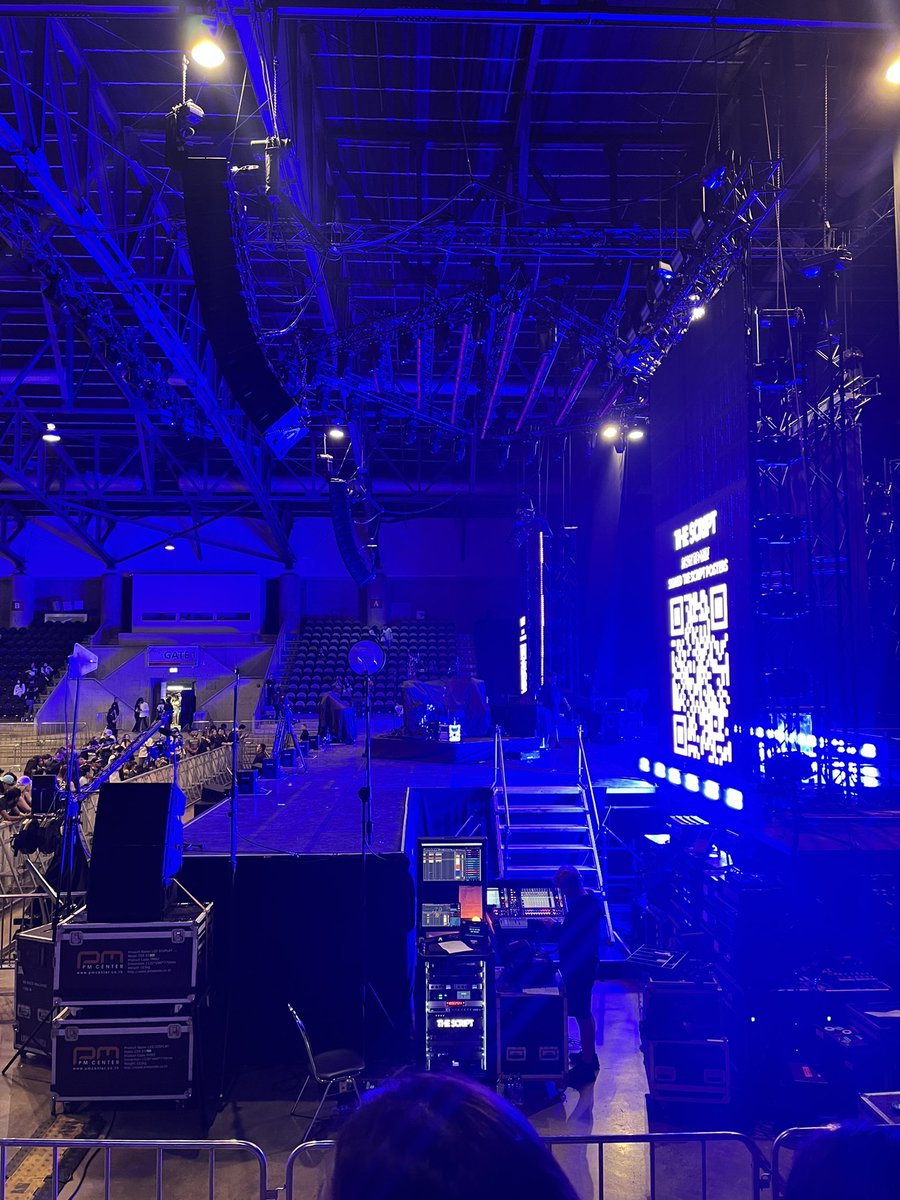 ns_kao's tweet image. นั่งตรง I เอียงสแกนไม่ได้ ใครก็ได้บอกบุญที
#TheScriptSatellitesWorldTour