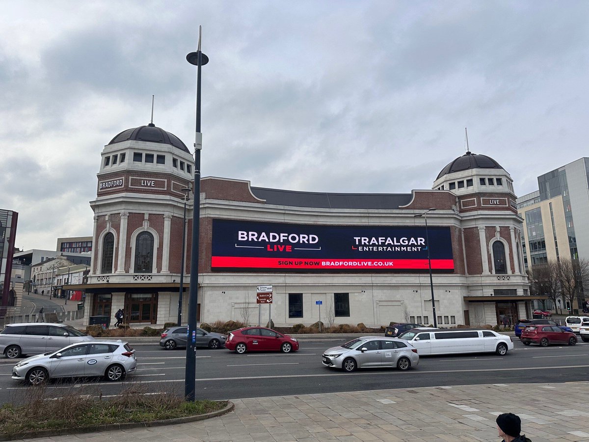 Bradford Live (@bradford_live) on Twitter photo 👀Have you seen the <a href="/Bradford_Live/">Bradford Live</a> BIG screen yet!? Sign up to hear all the latest news and updates. We can't wait to welcome you all in 2025!🤩LOVE IT LIVE❤️Sign up here⬇️
eu1.hubs.ly/H0gXLFN0
#entertainment #venue #Bradford #BradfordLive #UKCityofCulture 👀Have you seen the <a href="/Bradford_Live/">Bradford Live</a> BIG screen yet!? Sign up to hear all the latest news and updates. We can't wait to welcome you all in 2025!🤩LOVE IT LIVE❤️Sign up here⬇️
eu1.hubs.ly/H0gXLFN0
#entertainment #venue #Bradford #BradfordLive #UKCityofCulture