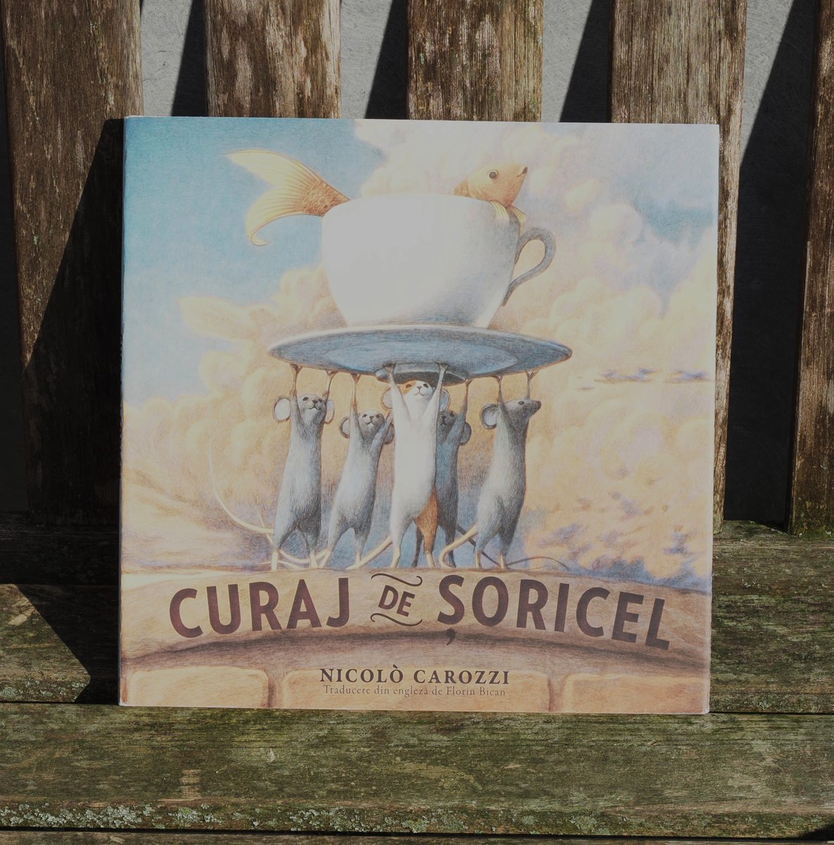 #Recenziedecarte #Firedeaursubtire - #Curajdesoricel / #Braveasamouse, de #NicoloCarozzi, tradusă de #FlorinBican și apărută la #edituraPovestelaOfir: cartipentrumatei.ro/2025/02/20/fir…