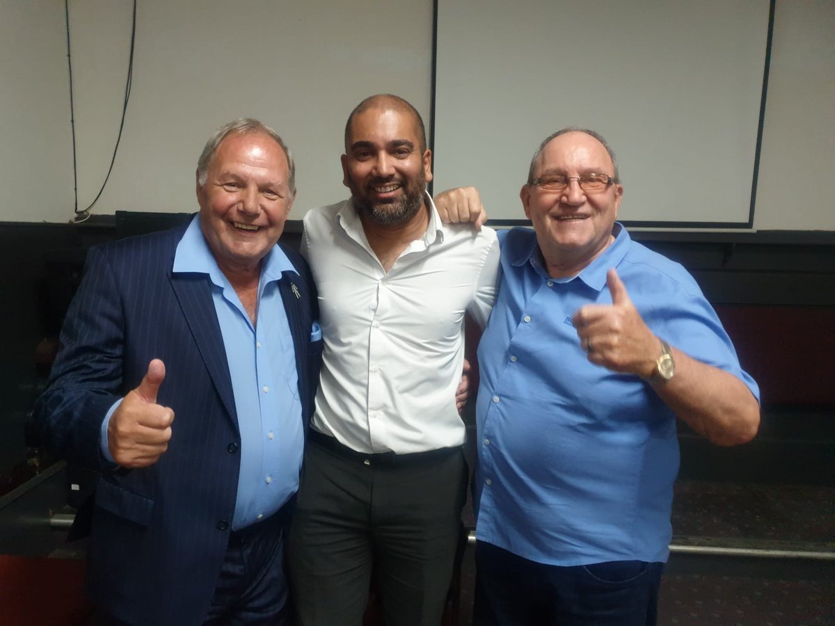 blues_4_all's tweet photo. 🔵 A night with the 1️⃣ & only #BarryFry! You won’t want to miss this! ⚽️🔥
Join us along with @thegoalzone in conversation with the legend himself.

🗓 Mon 17 Mar | 📍@herberts_yard | ⏳ 7:30pm last entry

🎟️ Limited tickets remaining – grab yours now before they’re gone! #BCFC #KRO #Longbridge