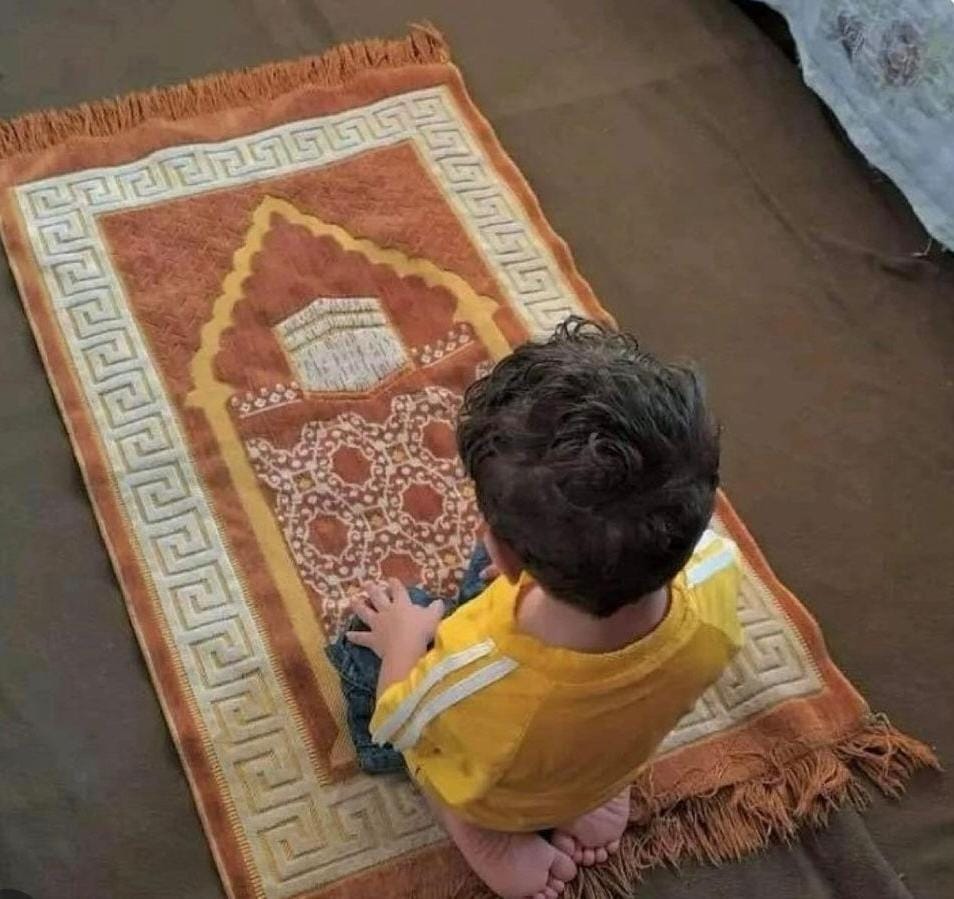 ﴿ رَبِّ هَبْ لِي مِن لَّدُنكَ ذُرِّيَّةً طَيِّبَةً ۖ إِنَّكَ سَمِيعُ الدُّعَاءِ ﴾ 🤍