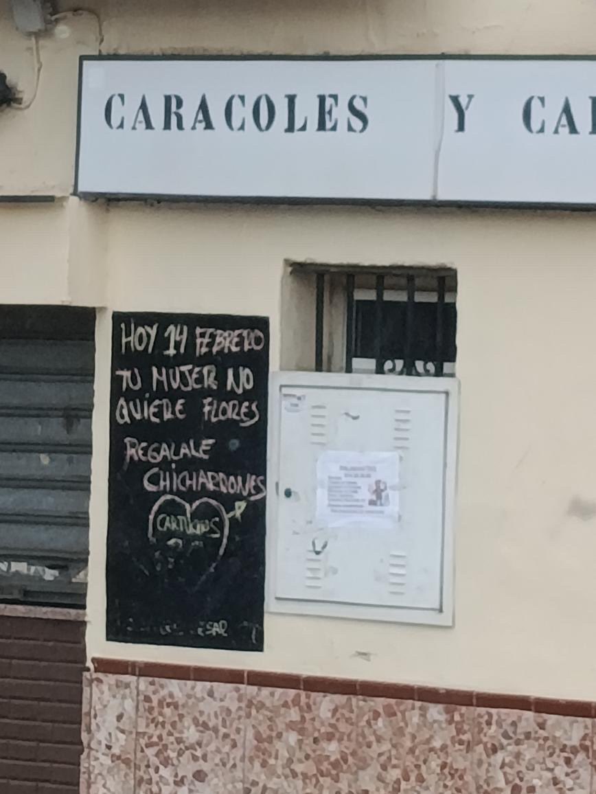 rancio's tweet photo. El día de los enamorados en Sevilla https://t.co/ieI1qaqTl4