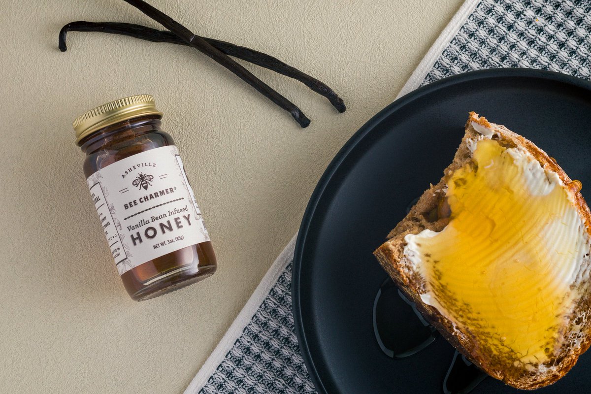 iamsheepless's tweet photo. A sweet taste of Asheville ๐ฏโจ Vanilla bean-infused honey from Bee Charmer โ pure gold in a jar! #BeeCharmer #Asheville #VanillaHoney #HoneyLovers #FoodPhotography #SupportLocal #NCFoodies #ArtisanFood #Foodie #LiquidGold https://t.co/ty5fN5LrsQ
