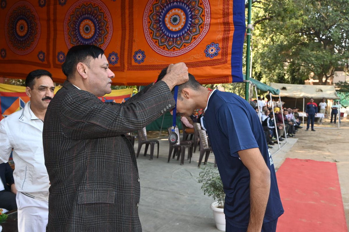 BSF_BICIT's tweet photo. "BICIT Volleyball Tournament"
The final champion match was an intense display of skill, strategy and teamwork. Congratulations to the winners and all the participants for their incredible effort!
#BSF
#BICIT
#JaiHind https://t.co/JoggIAjCQL