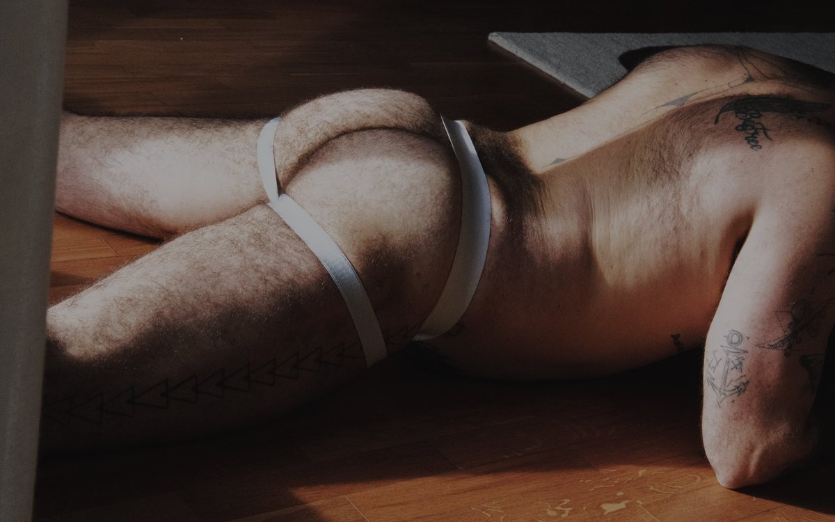 orqid_project's tweet photo. At home with @heygigio15 🏡
Gio Villas Bôas (he/him)
Porto, Portugal, February 2025
📷 by Daniel Pires https://t.co/NeOni6h4Zu