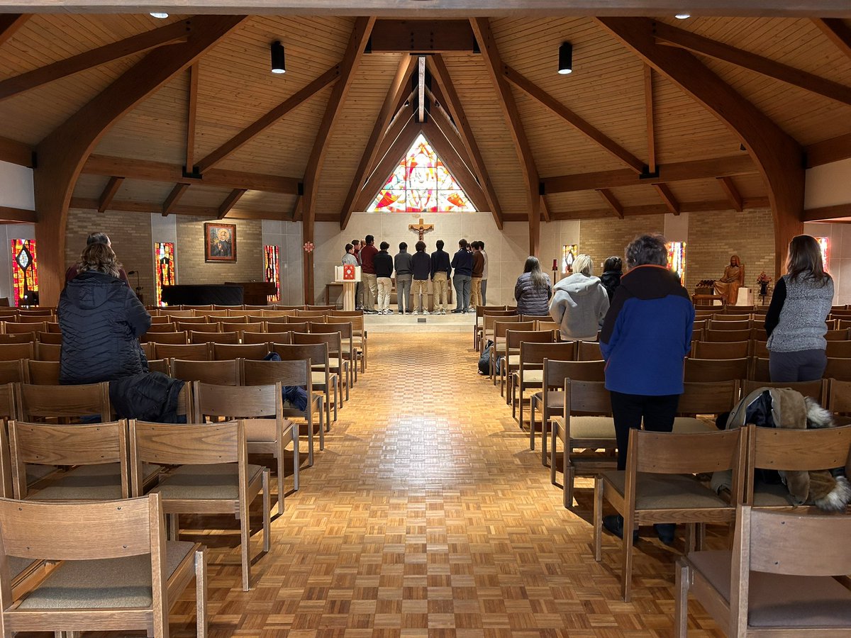 DSJMinistry's tweet photo. Double #TeamMass today. We prayed for &amp; with the Bowling team as they head into the end of the season and the Wrestling team as they compete this weekend in playoffs!

Good luck to Spartan athletes!
#playandpray together @desmetjesuiths @desmetjesuitathletics @desmetwrestling https://t.co/O3CdNNbWWz
