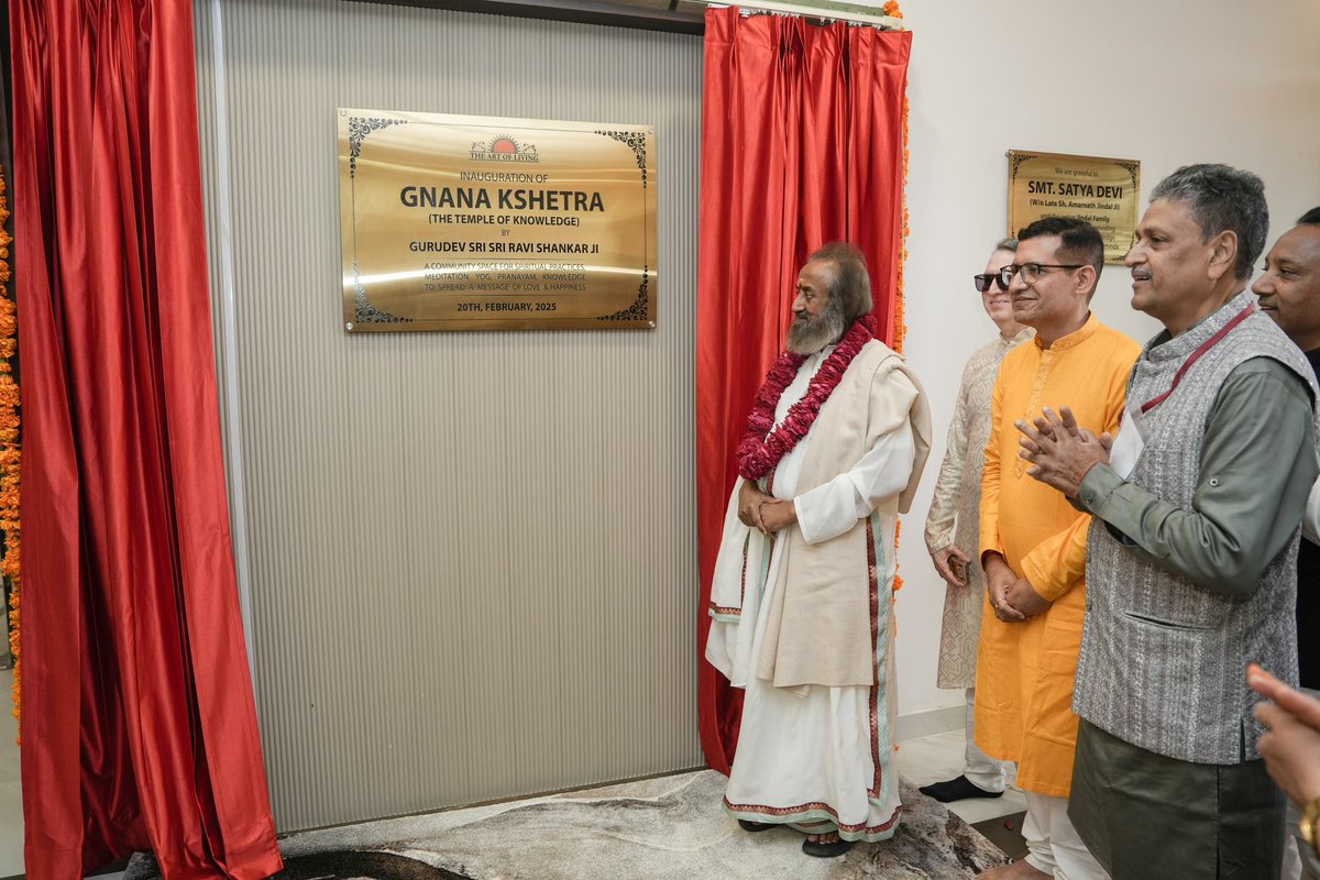 Gurudev's tweet image. Inaugurated a Temple of Knowledge in Bhatinda, Punjab, which will cater to the wellness of people of the city.