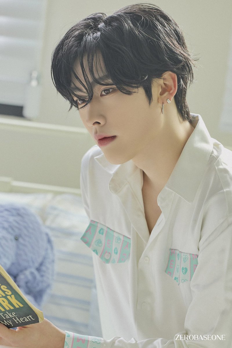 my pretty boy 🤍

#RICKY #리키 #沈泉锐 #ZB1 #ZEROBASEONE #제로베이스원