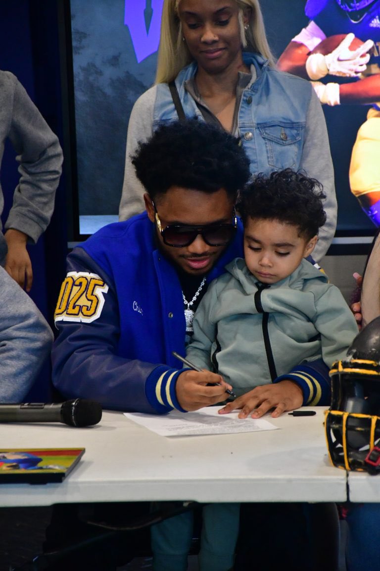 Antuan Mckethan (@antuanmckethan5) on Twitter photo It's Official!! #AGTG🙏🏾 Mount Up 💙💛
<a href="/CoachLittle7/">Lane Little</a> <a href="/MSJ_FB/">Mount St. Joseph Football</a> <a href="/CoachHug9/">Billy Hug</a> <a href="/Dub_C_Football/">Central Football</a> It's Official!! #AGTG🙏🏾 Mount Up 💙💛
<a href="/CoachLittle7/">Lane Little</a> <a href="/MSJ_FB/">Mount St. Joseph Football</a> <a href="/CoachHug9/">Billy Hug</a> <a href="/Dub_C_Football/">Central Football</a>