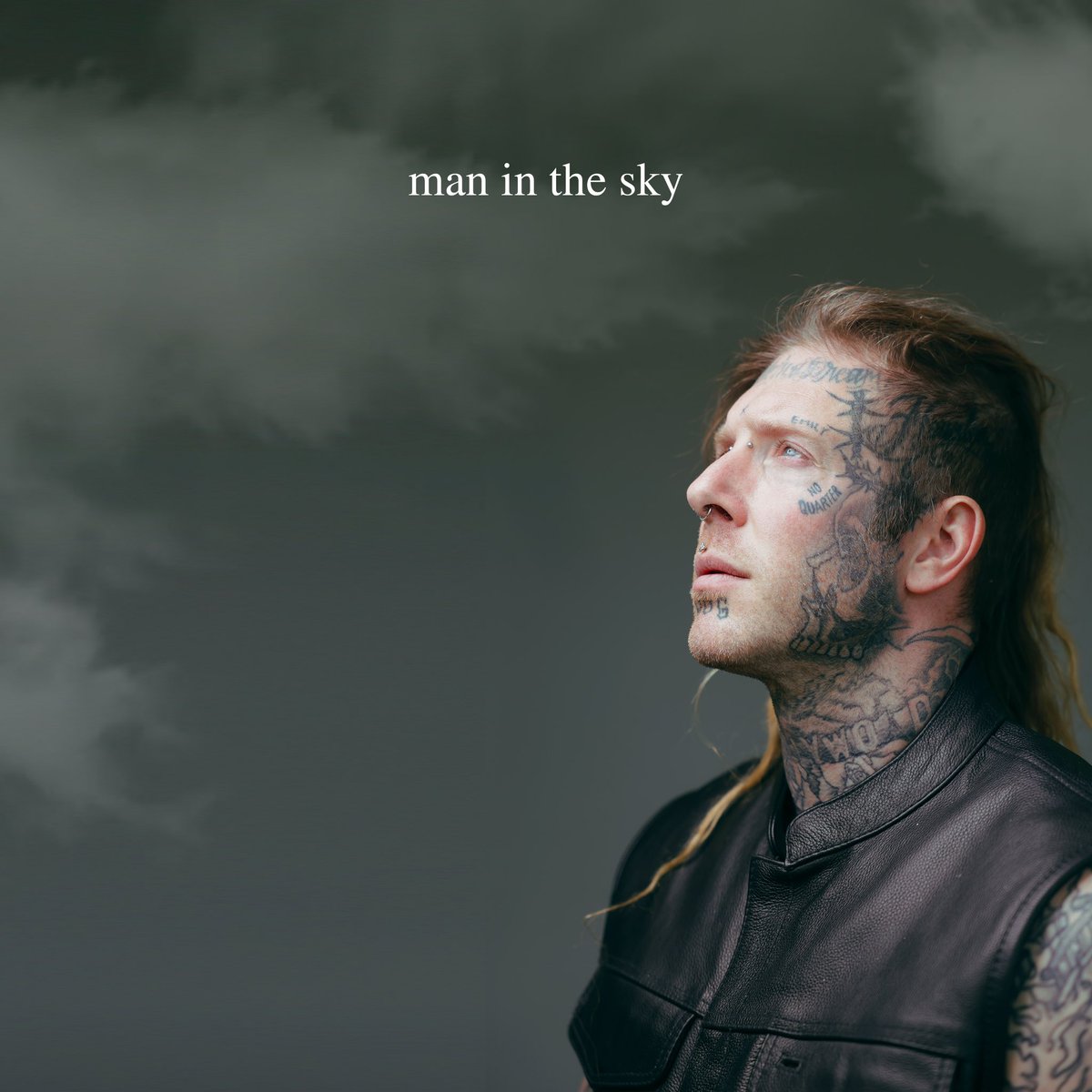 New video drops TOMORROW🔥 

I’ve shown three people the song…two of them said they had tears in their eyes..the other said it’s their favourite song I’ve ever made. 

This one is powerful. It speaks to everyone…everywhere. I hope it makes the impact I think it will.