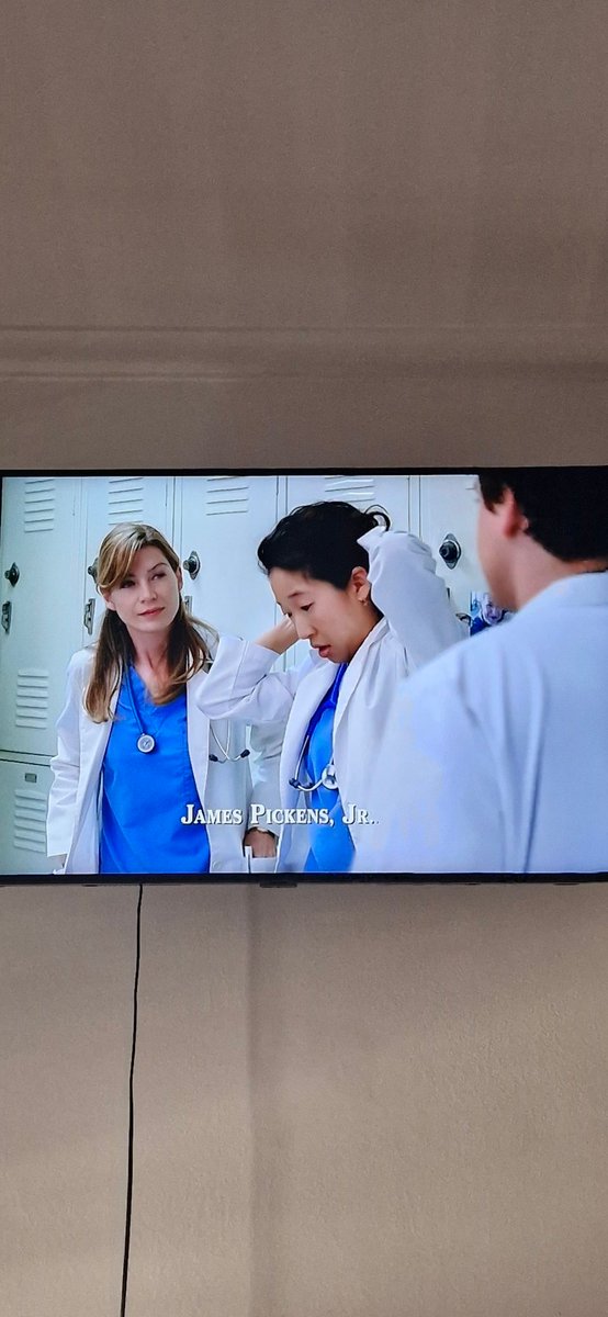 PerzzJosePh's tweet photo. Adivinen quien por 3era vez empezó a ver Grey's Anatomy. 🫢 No diré que yo. https://t.co/SIQvo2pr8y