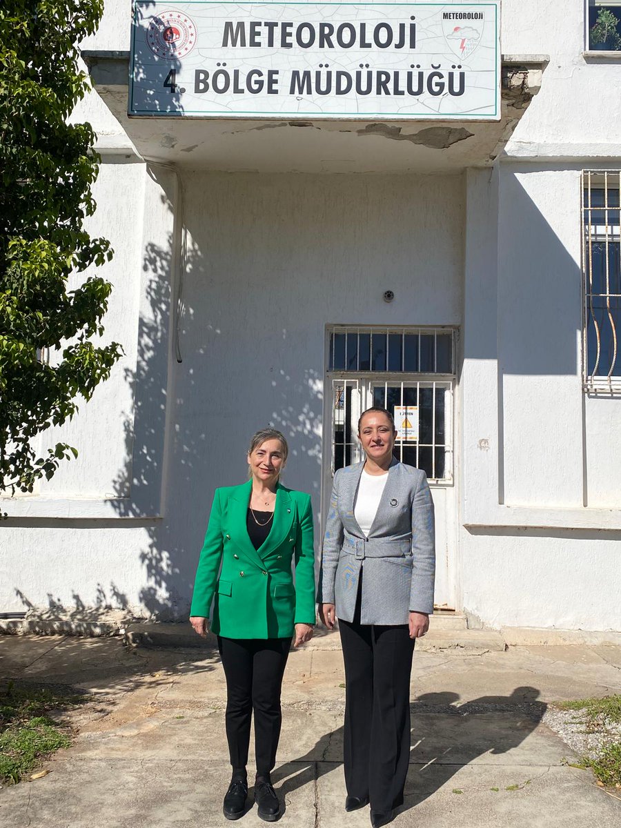 📌 Valimiz Sayın <a href="/TBBilgihan/">Tülay BAYDAR BİLGİHAN</a>, ziyaretleri kapsamında; 

➡️ Antalya Tapu ve Kadastro 6. Bölge Müdürü Funda Aydın Seymen'e,

➡️ Antalya Meteoroloji Bölge Müdürü Ayşe Gemici'ye, iade-i ziyarette bulundu.

Ziyaretlerde ilimizde yürütülen faaliyetler ve yatırımlara ilişkin bilgi alan