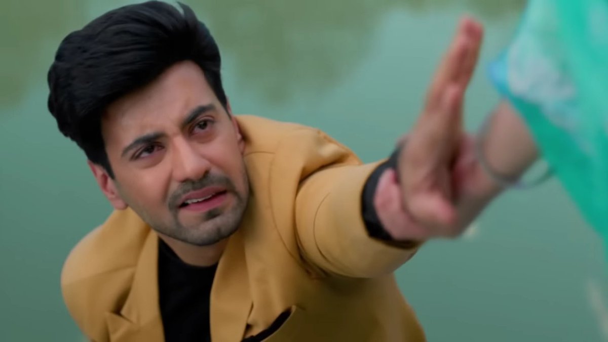 “Wo bhi apne naa hue, dil bhi gaya hatho se.”

#HaiderAkhtar #KaranvirSharma
#RabbSeHaiDua