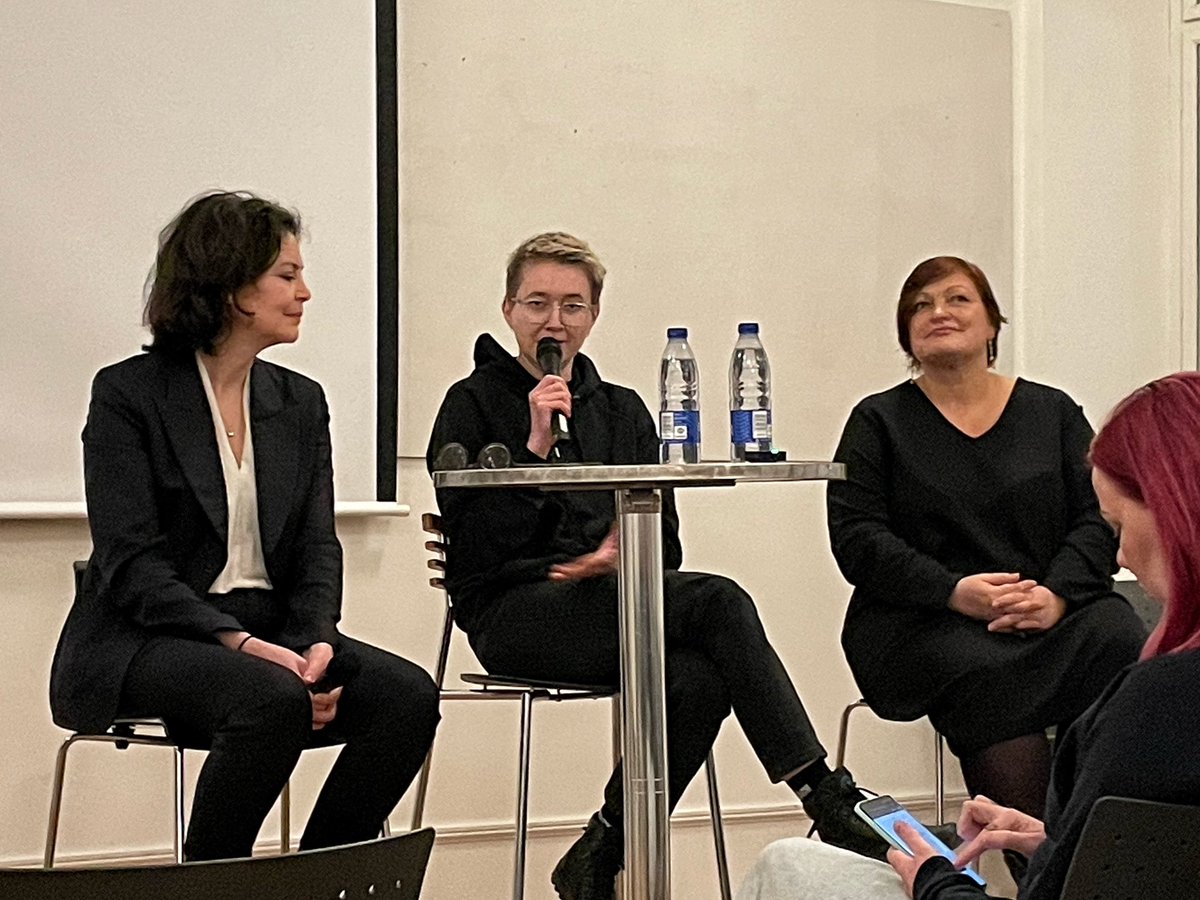 Ser en debat om Riga Pride i 20 år i <a href="/CopenhagenPride/">Copenhagen Pride</a> Winter Pride. <a href="/gunvorwibroe/">Gunvor Wibroe</a> og min ven <a href="/KristineGarina/">Kristine Garina</a>  ser tilbage på en tid, hvor nynazister kastede afføring på dem som stod op for LGBT+ rettigheder i Riga. Tak for jer som kæmper for menneskerettigheder for alle. ❤️