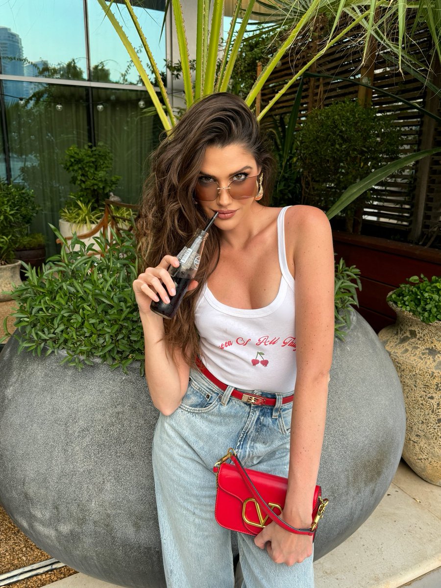 Isabella Menin tweet media