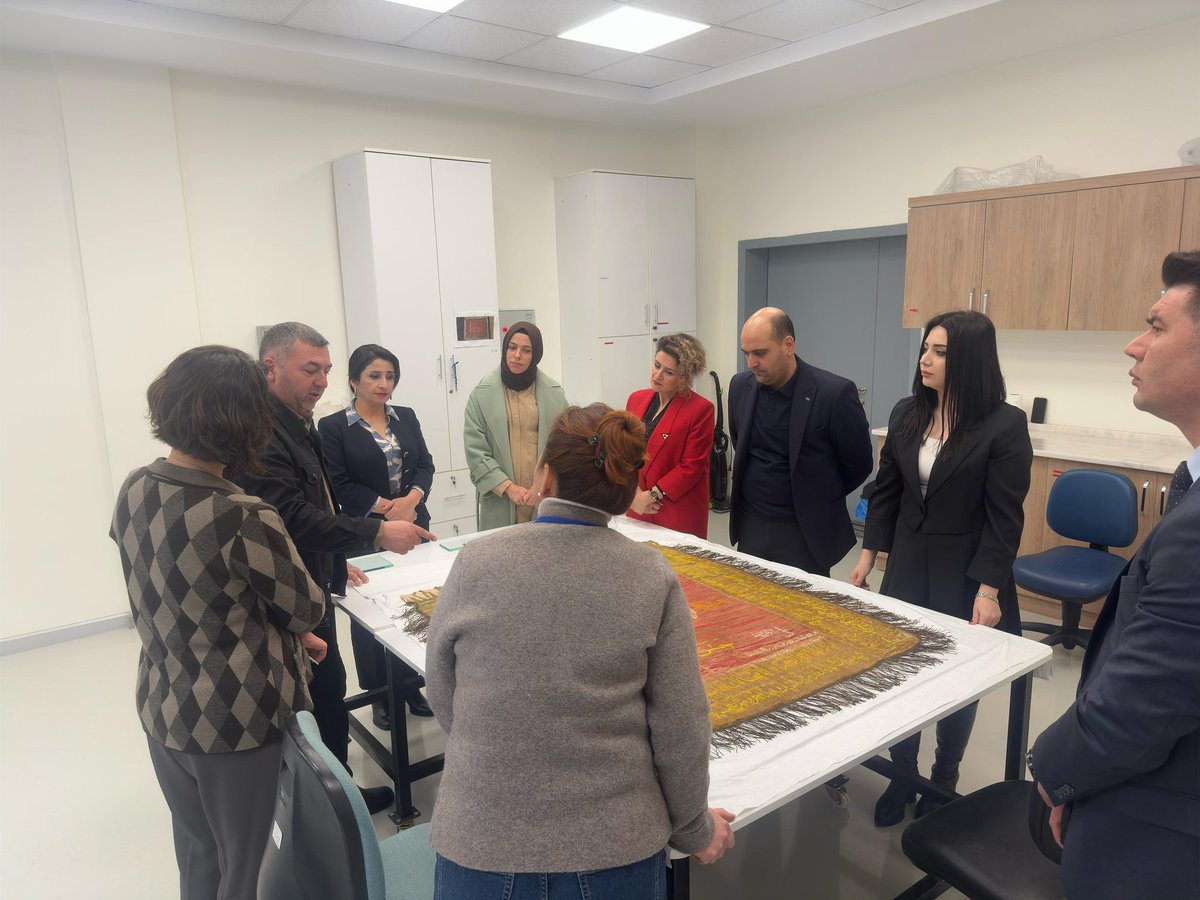 nmr_medeniyyet's tweet photo. Bir qrup mədəniyyət işçisi Türkiyə Respublikasına ezam edilib

Naxçıvan Muxtar Respublikası Mədəniyyət Nazirliyinin tabeliyində fəaliyyət göstərən muzeylərin əməkdaşları Türkiyə Respublikasının Ankara şəhərinə ezam edilib. https://t.co/iH7hWeSNJc