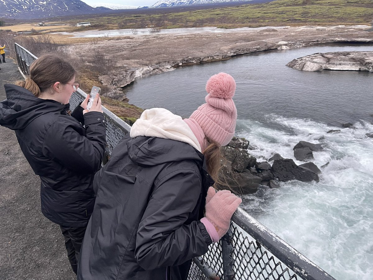 Hele’s Iceland tweet media