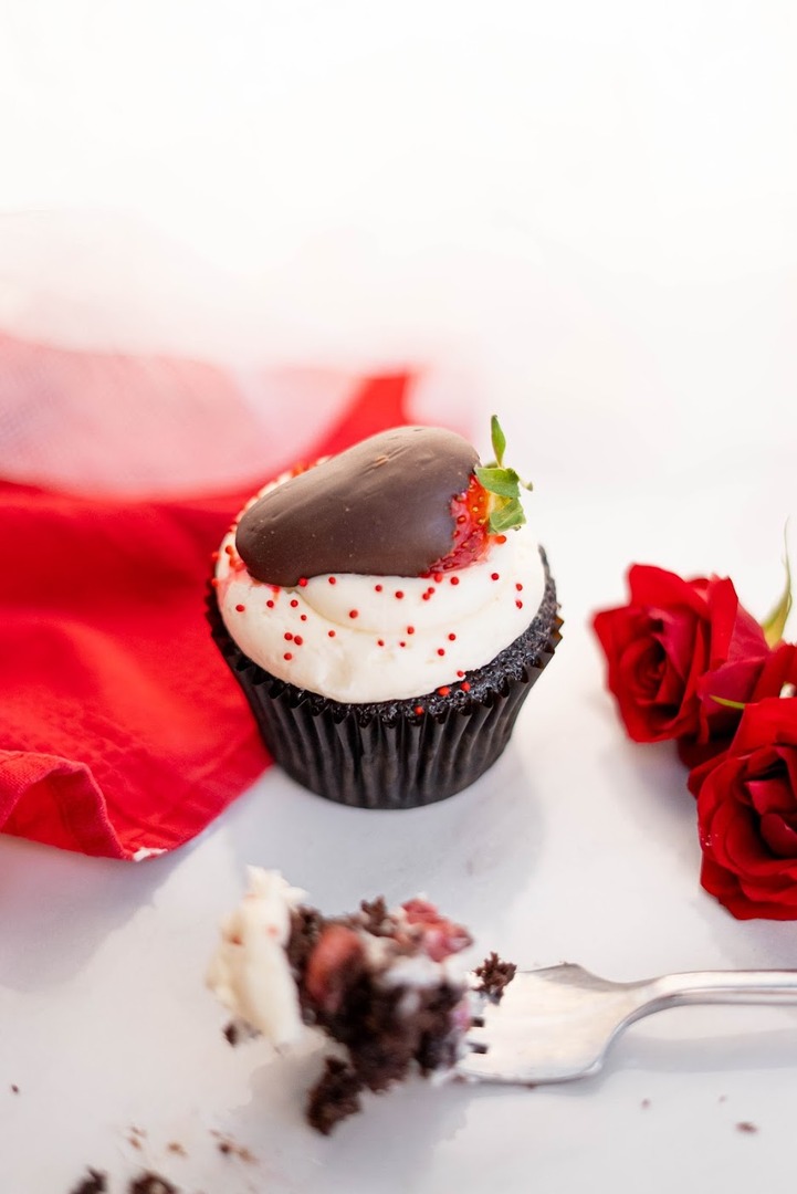 Cupcakin' Bake Shop tweet media