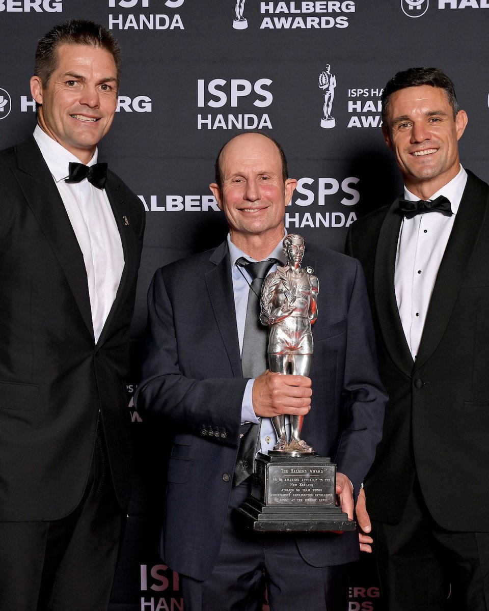 ISPS Handa (@ispshanda) on Twitter photo Loved having ISPS HANDA Ambassadors <a href="/DanCarter/">Dan Carter</a> and Richie McCaw with us at the ISPS HANDA Halberg Awards, pictured here with the Golf New Zealand CEO Jeff Latch who received this year’s Supreme Halberg Award on behalf of Lydia Ko! 🙌
#PowerOfSport Loved having ISPS HANDA Ambassadors <a href="/DanCarter/">Dan Carter</a> and Richie McCaw with us at the ISPS HANDA Halberg Awards, pictured here with the Golf New Zealand CEO Jeff Latch who received this year’s Supreme Halberg Award on behalf of Lydia Ko! 🙌
#PowerOfSport