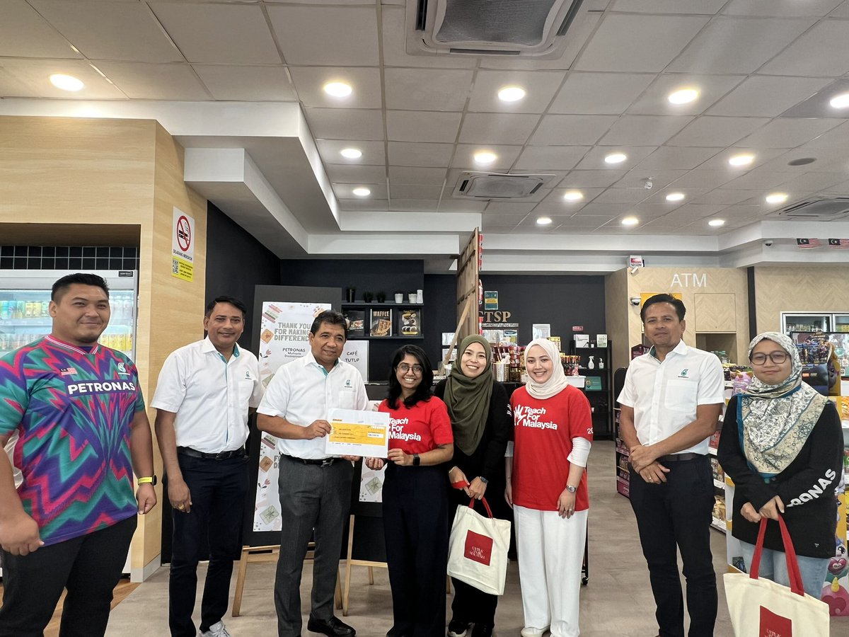 PETRONAS Mutiara Damansara tweet media