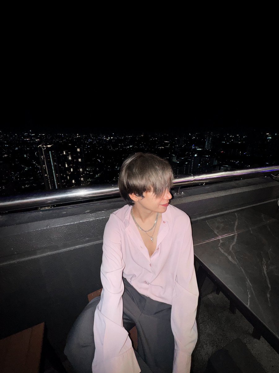 PPOP Love Fest! 

Thank you <a href="/bigmamaprodph/">Big Mama Productions</a> for having us! 

Management: <a href="/celebstudioph/">Celebrity Studio</a> 
Hair: Team Sir George Salon Timog
Skin: Dear Self 

#NEO_LUIZ #NEO_PH #ReadyGlow #CelebrityStudioArtist