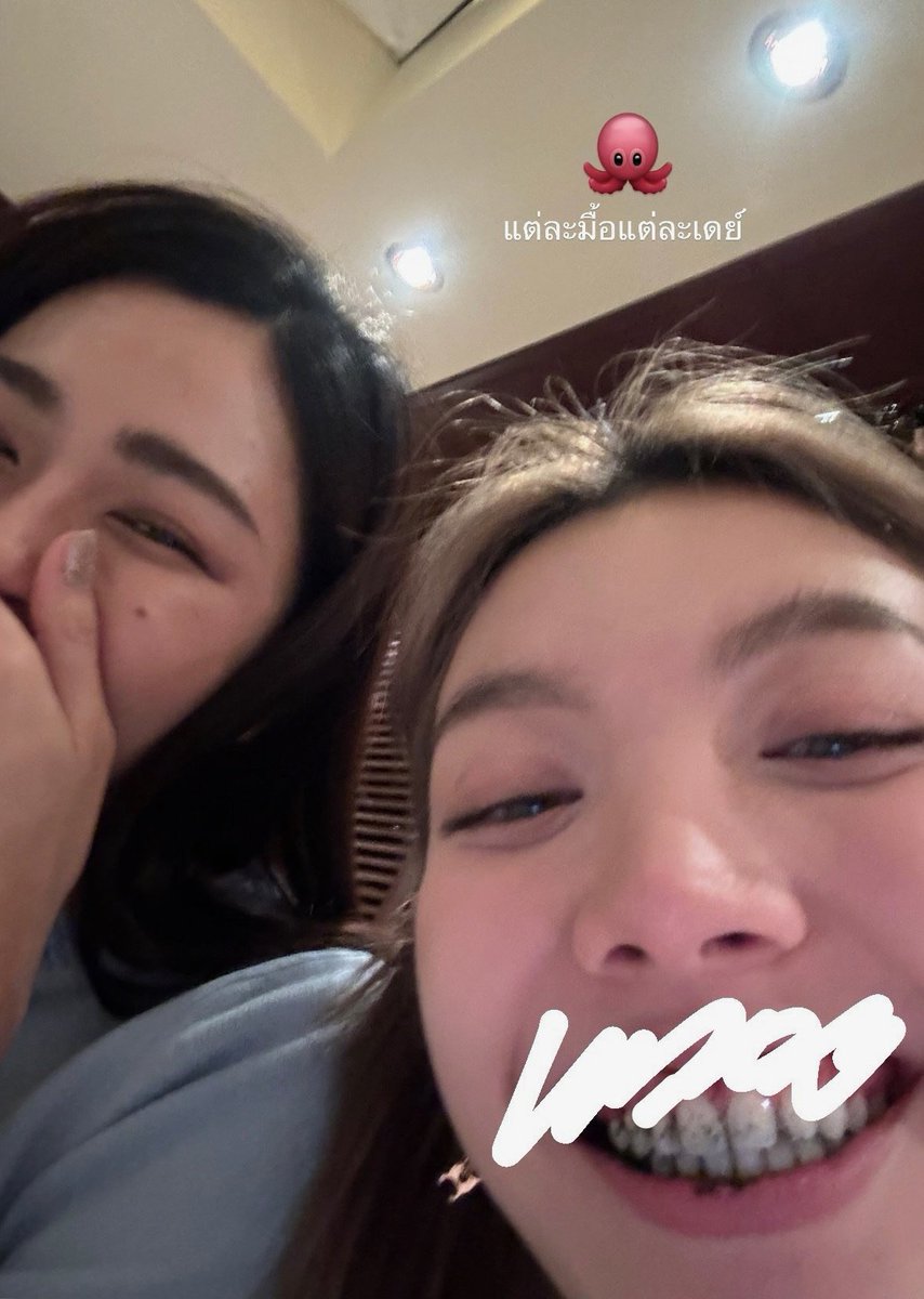 downbadsapphic's tweet photo. LingOrm and nadechyaya will soon share the same fate. married and in love  🥰🥰 https://t.co/2DKsdfTA5K