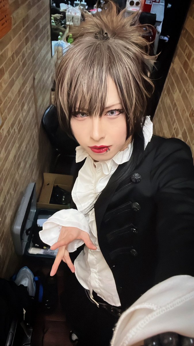 Super_Rea_xxX's tweet photo. 池袋black hole
NETH PRIERE CAINサポート
ありがとうございました

機材変えたら自分の音
じゃないような感覚でした🧐

次は2/23 SHIVAサポートです
大暴れじゃい https://t.co/0s3J3Nk2ve