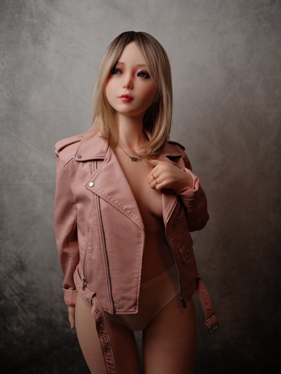 Poppy70photo's tweet image. Yuriko in front of the camera again, in pink again
#piperdoll #dollslife @Mizuwali_