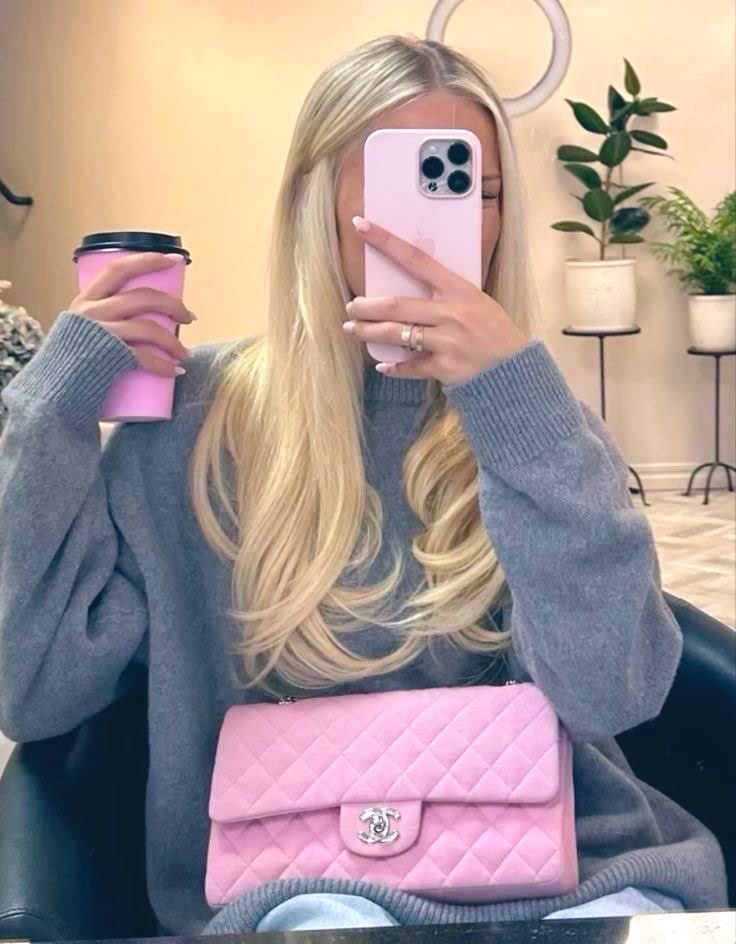 donadaversace's tweet photo. Baratinhos da Shopee que toda Patricinha de verdade Precisa ter...✨ 💎 https://t.co/0ODoeFI1zc