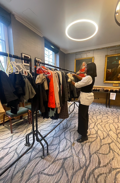 AGIS - The Association of Gray's Inn Students (@agistudents) on Twitter photo The Kalisher Trust Clothing Fair is happening right now! Head to <a href="/HonSocGraysInn/">Gray's Inn</a> to grab some free professional clothing. The Kalisher Trust Clothing Fair is happening right now! Head to <a href="/HonSocGraysInn/">Gray's Inn</a> to grab some free professional clothing.