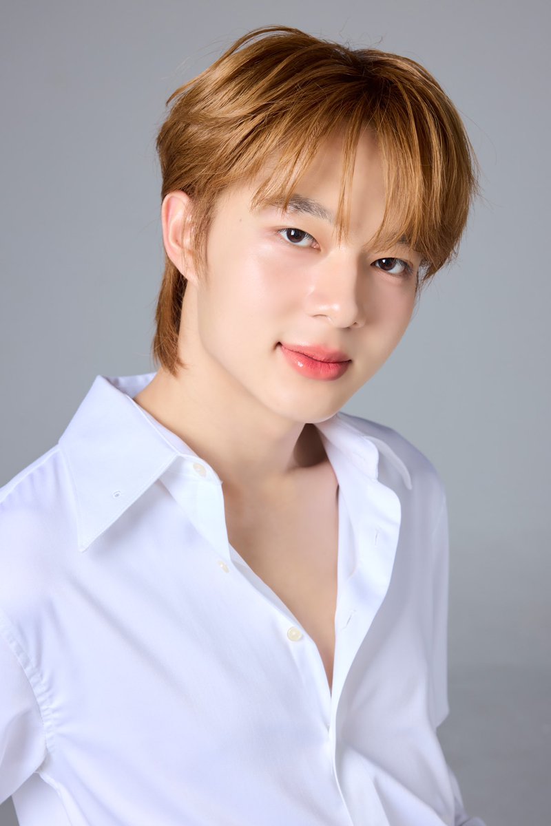 zchawalin's tweet image. #ZeeNuNew new photos for DMD website (in progress)!
NEW LINEUP WITH ZNN 
#DMDLINEUP2025