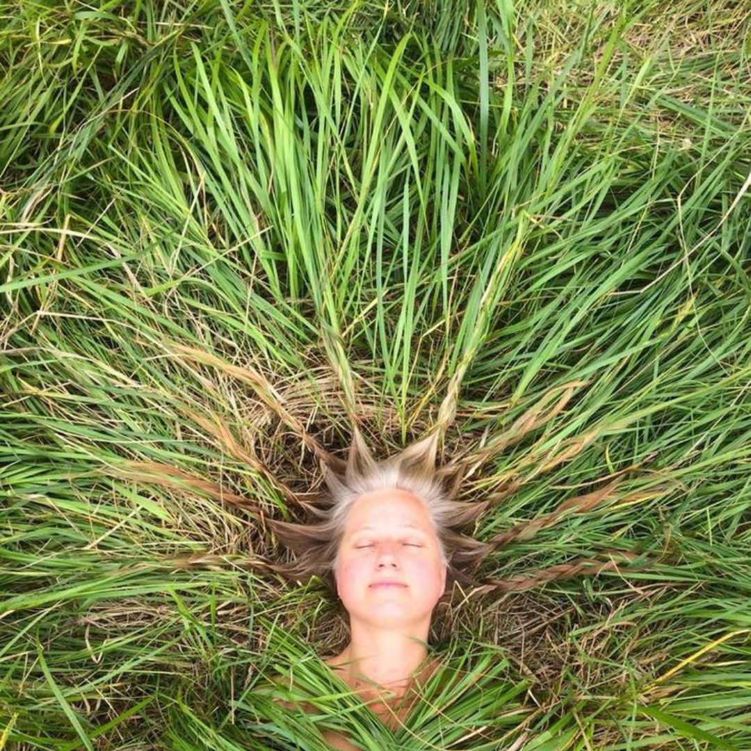 DiscHealing's tweet image. “We often forget that WE ARE NATURE. Nature is not something separate from us. So when we say that we have lost our connection to nature, we’ve lost our connection to ourselves.”
― Andy Goldsworthy
#onewithnature #discoverhealing #grounding #theemotioncode #energy #selflove