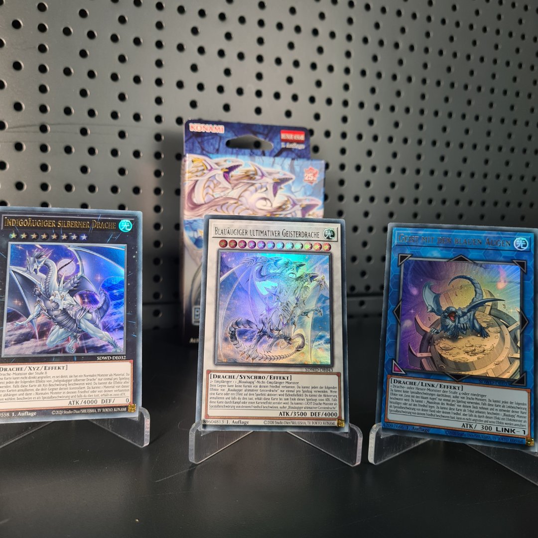 GatetotheGames's tweet photo. 🔥Recap: Blue-Eyes White Destiny
wir haben einige der epischsten Karten aus dem Structure Deck für euch rausgepickt!
Und welche Karte ist euer Favorit?
#YuGiOh #BlueEyesWhiteDragon #BlueEyesWhiteDestiny #StructureDeck #KaibaApproved #YGODecks #LegendaryDuelist #TCGCollector #gttg https://t.co/KcnRTi5z8B