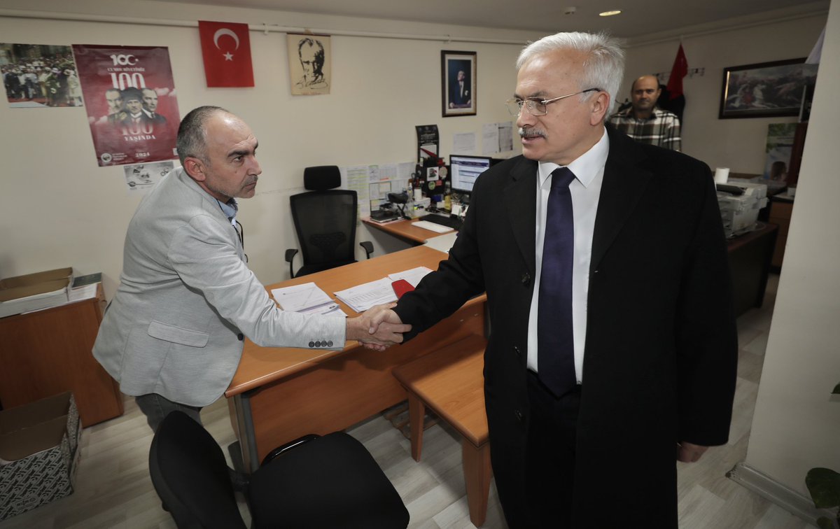 Aksaray_MEM's tweet photo. Valimiz Sayın Mehmet Ali KUMBUZOĞLU Müdürlüğümüzü Ziyaret Etti

@tcmeb 
@Yusuf__Tekin 
@aksarayvaliligi 
@malikumbuzoglu 
@metinalpaslan40 https://t.co/wDqszh4y8U