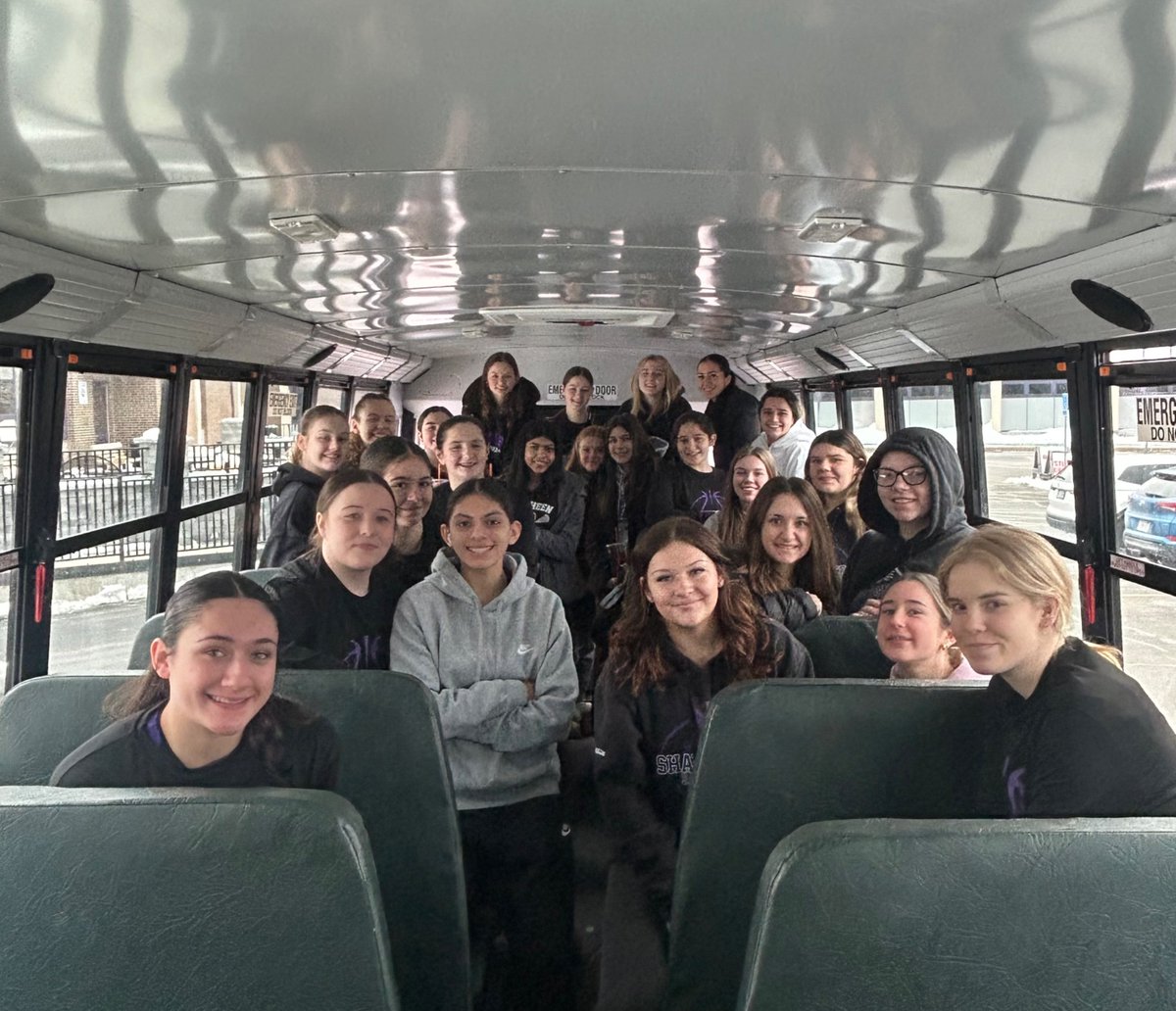 Rams close out the regular season today at Lowell Catholic! Thank you to this squad and to our seniors for a great season 💜

🕦 JV - 10  |  V - 11:30 
📍 530 Stevens St. Lowell MA
🏀 #gorams